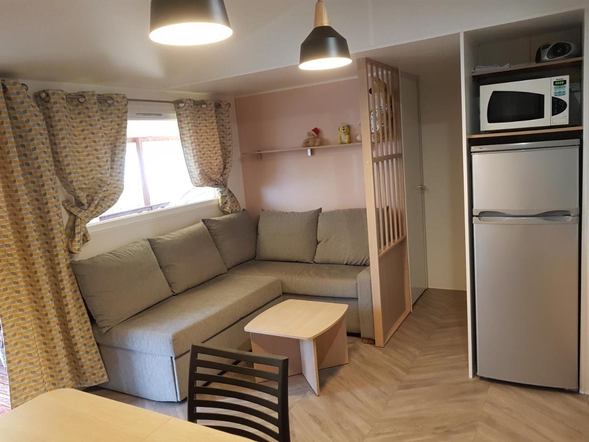 Mobil Home Maxi Confort Sur La Cote D'Azur Fréjus 外观 照片